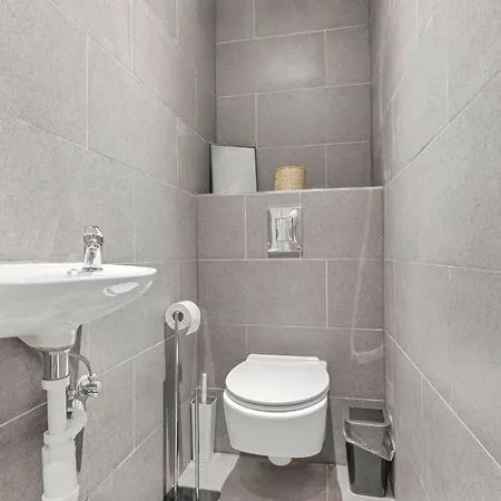 Ah Family Vilova Ac Pozsony