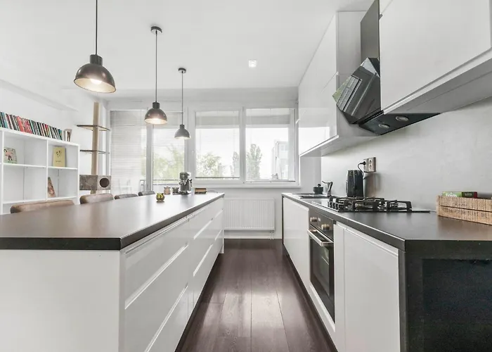 Ah Family Vilova Ac *